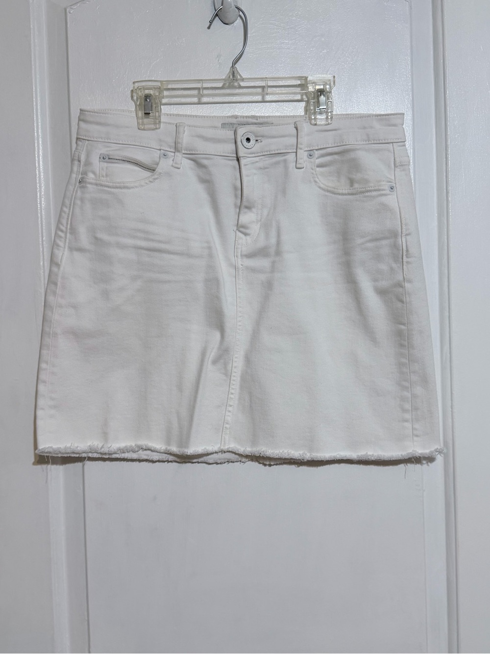 Vineyard Vines White Raw Hem Denim Mini Skirt